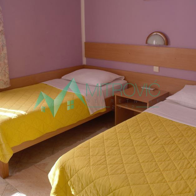 Lokal Prodaja Novi Sad  362 m2