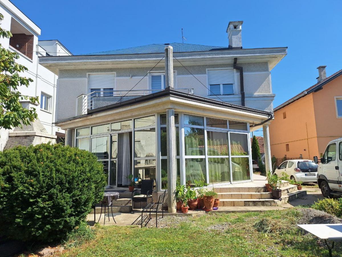 Kuća Prodaja Novi Sad  253 m2