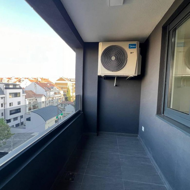 Lokal za izdavanje, Centar, Novi Sad, 101m², 1.700 €/mes
