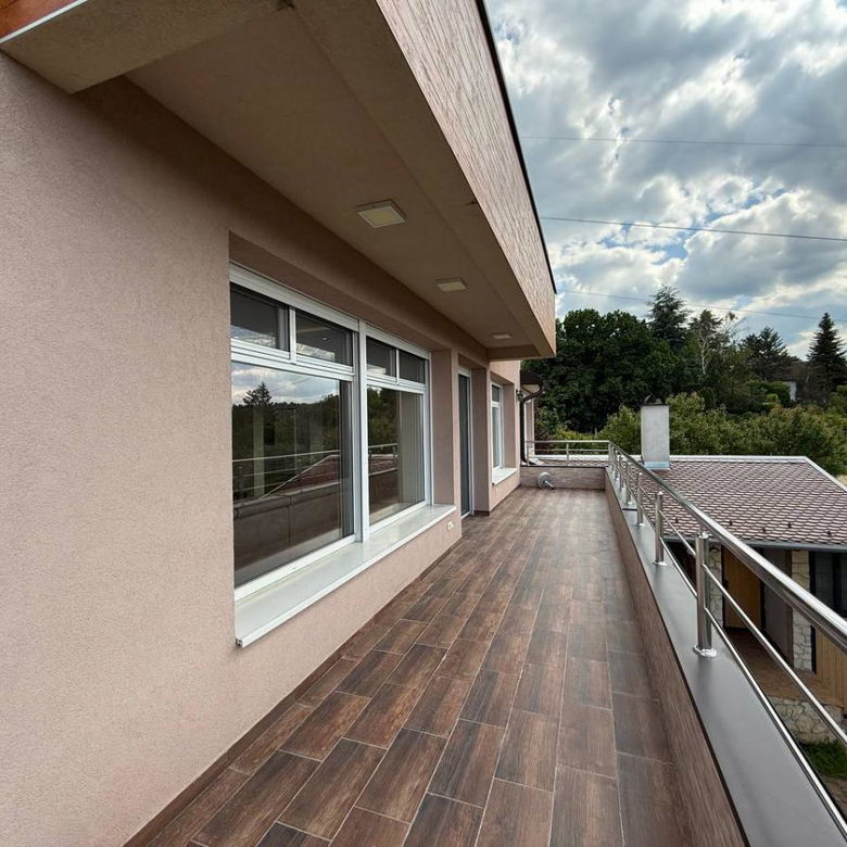 Kuća Prodaja Novi Sad Popovica 443 m2