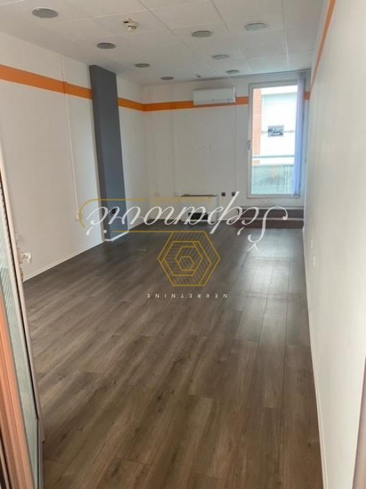 Lokal Izdavanje Novi Sad Lokal Izdavanje Novi Sad 240 m2