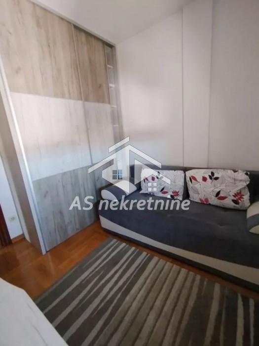 Trosoban stan za izdavanje, Vukov Spomenik, Beograd, 59m², 800 €/mes