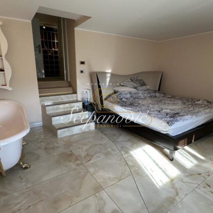 Kuća na prodaju, Sremska Kamenica, Novi Sad, 223m², 425.000 €