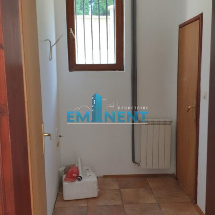 Lokal Izdavanje Beograd Altina 100 m2