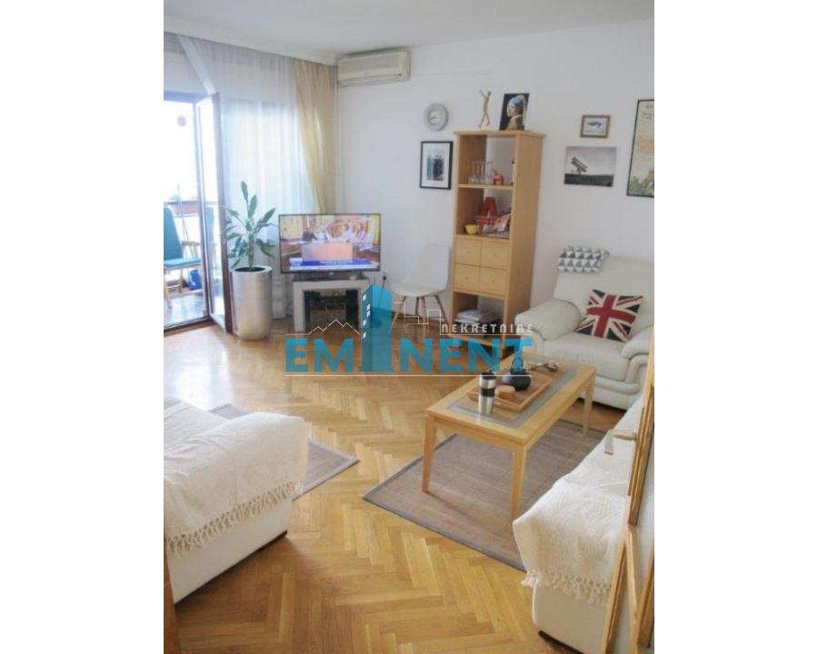 Stan Izdavanje Beograd  90 m2