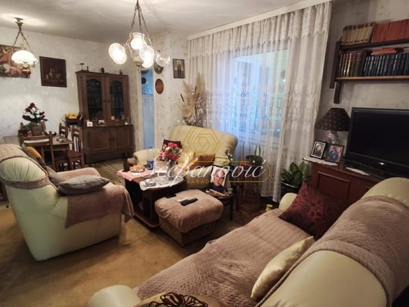 Stan Prodaja Novi Sad  74 m2