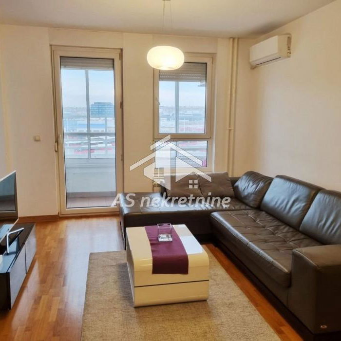 Stan Izdavanje Beograd Blok 67 - Belville 52 m2