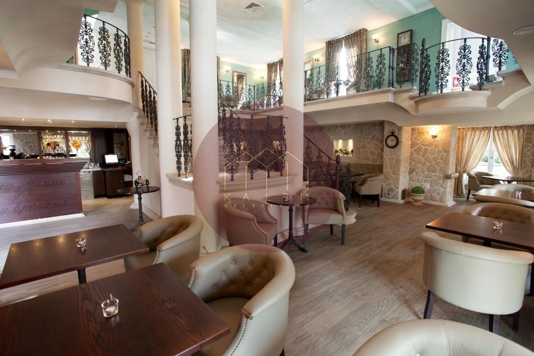Lokal na prodaju, Centar, Vrnjačka Banja, 288m², 2.000.000 €