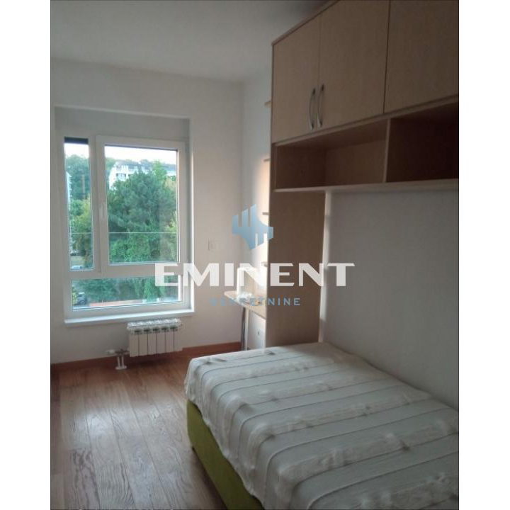 Stan Izdavanje Beograd Tošin Bunar 70 m2