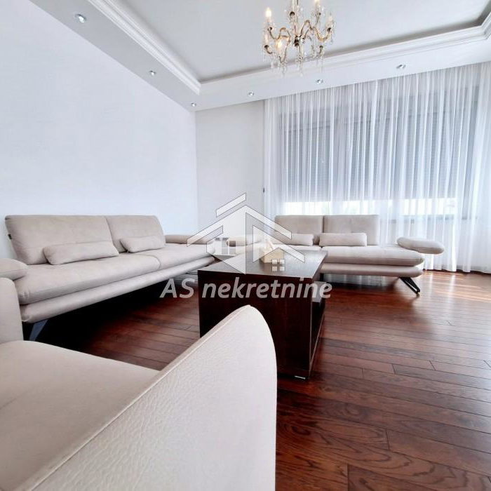 Stan Izdavanje Beograd Dedinje 135 m2