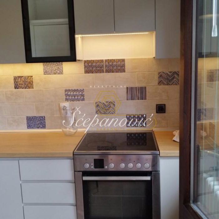 Stan Prodaja Novi Sad  54 m2