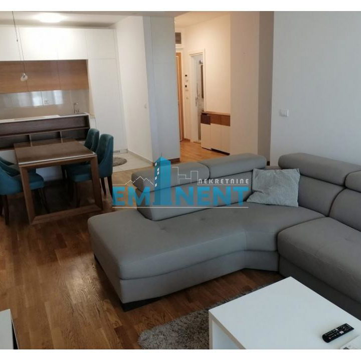 Stan Izdavanje Beograd Blok 45 67 m2