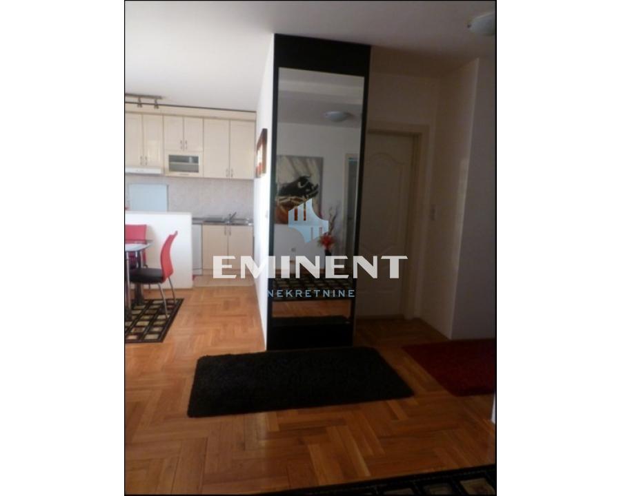 Stan Prodaja Beograd Stan Prodaja Beograd Autokomanda 80 m2