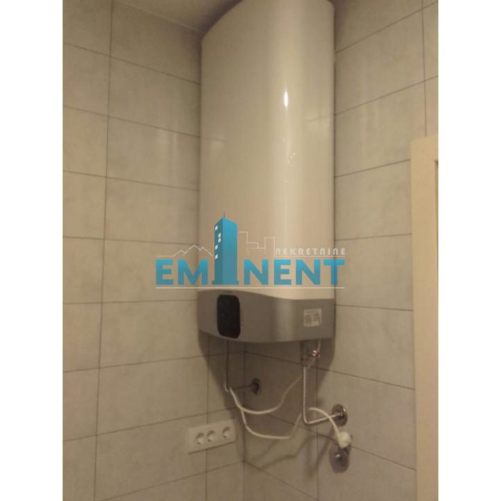 Trosoban stan za izdavanje, Crveni Krst Vračar, Beograd, 57m², 800 €/mes