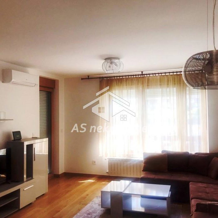 Stan Izdavanje Beograd  60 m2