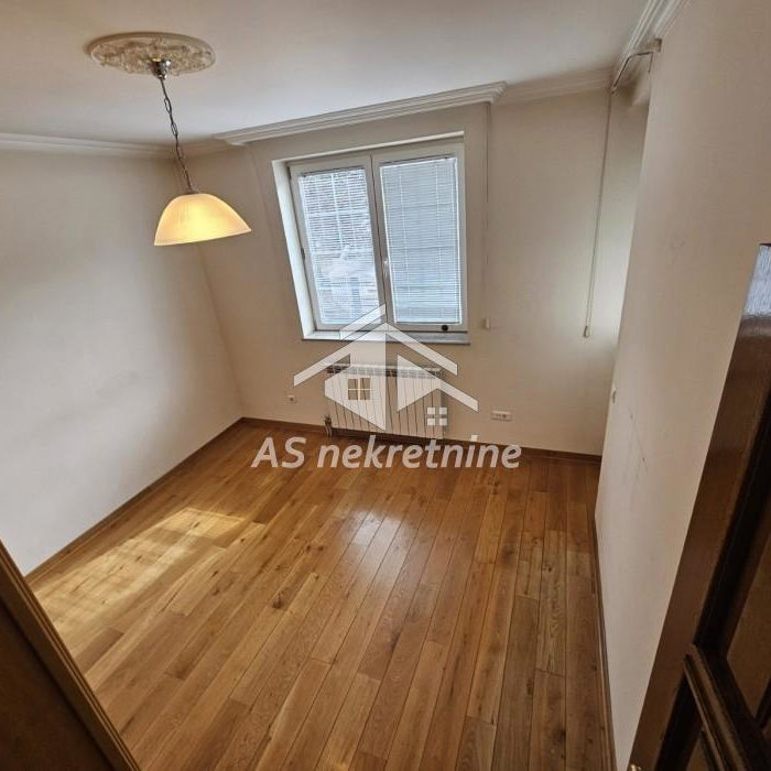 Četvorosoban stan za izdavanje, Dedinje, Beograd, 115m², 1.400 €/mes
