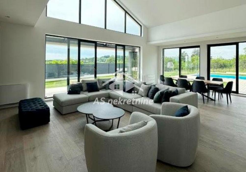 Kuća na prodaju, Vrčin, Beograd, 230m², 800.000 €