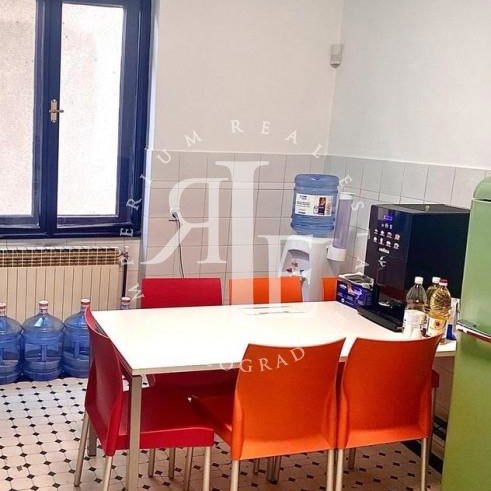 Lokal Prodaja Beograd Dorćol 250 m2