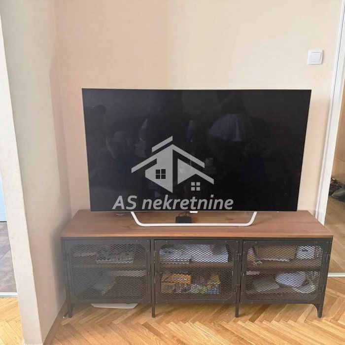 Stan Izdavanje Beograd Banovo Brdo 62 m2