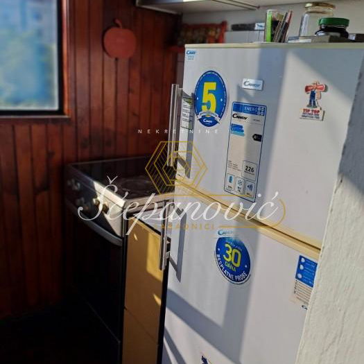 Stan Izdavanje Novi Sad  83 m2
