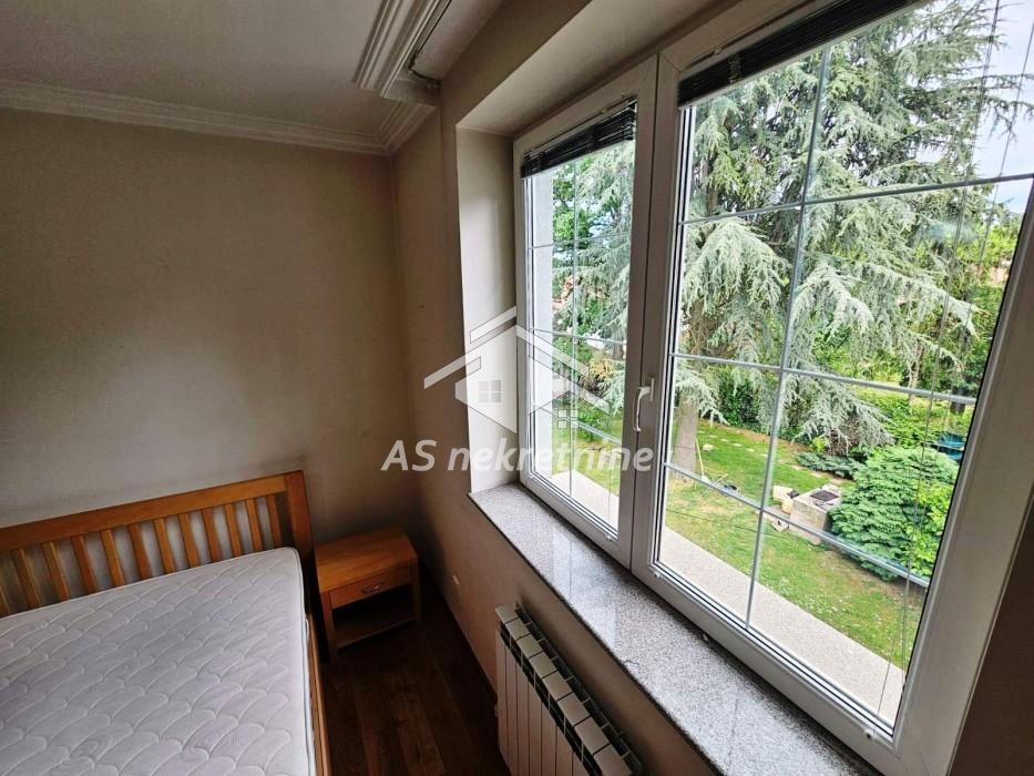 Četvorosoban stan za izdavanje, Dedinje, Beograd, 115m², 1.400 €/mes