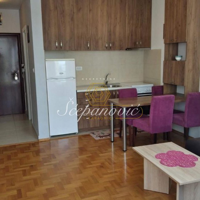 Stan Prodaja Novi Sad  24 m2