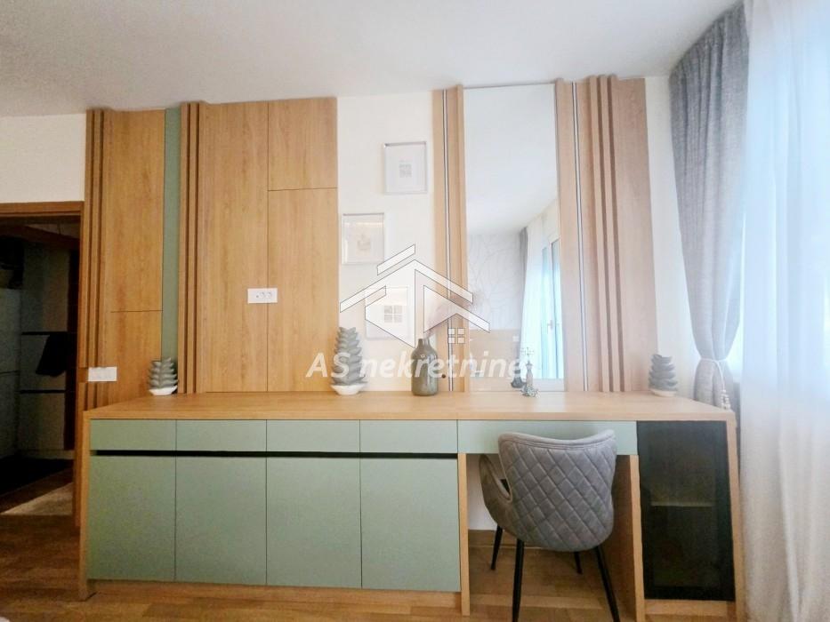 Petosoban stan za izdavanje, Dedinje, Beograd, 240m², 4.000 €/mes