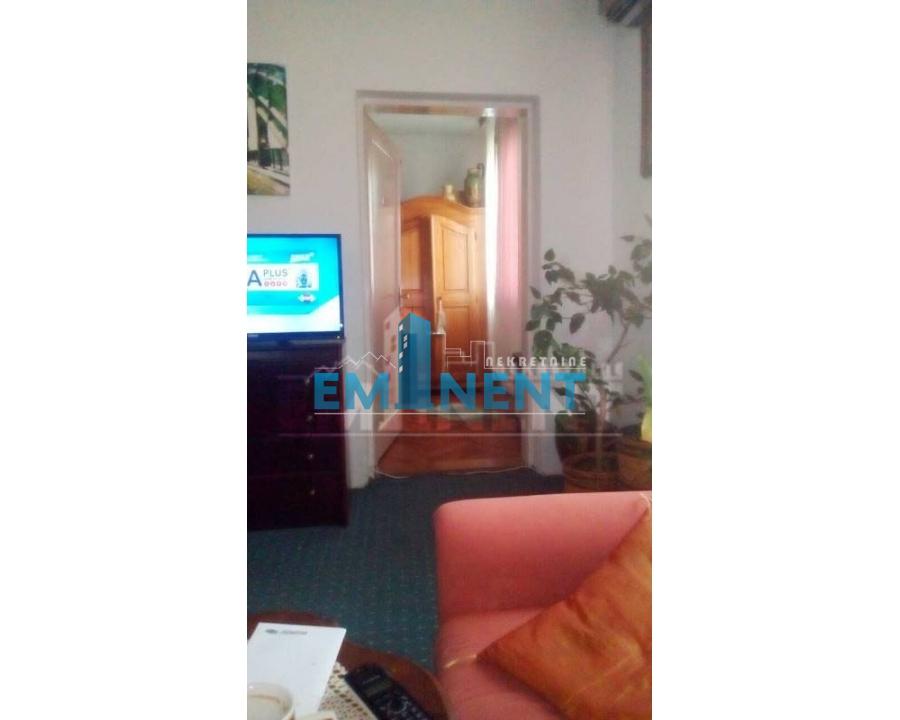 Kuća Prodaja Aranđelovac  250 m2