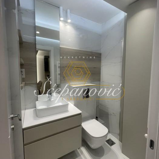Dvosoban stan za izdavanje, Grbavica, Novi Sad, 52m², 1.100 €/mes