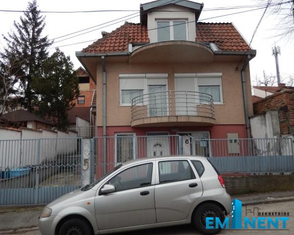 Kuća na prodaju, Dušanovac, Beograd, 300m², 349.900 €