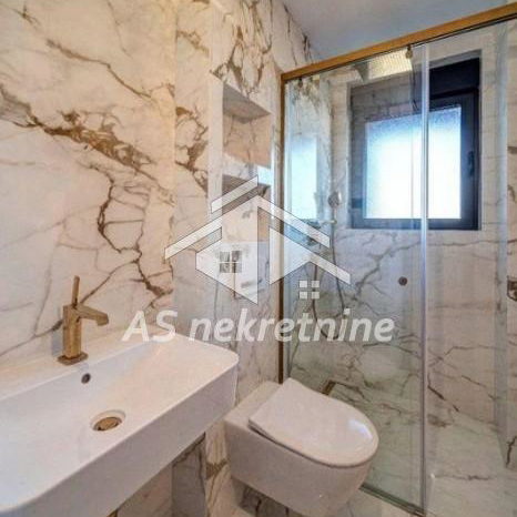 Četvorosoban stan na prodaju, Južni Bulevar, Beograd, 197m², 788.000 €