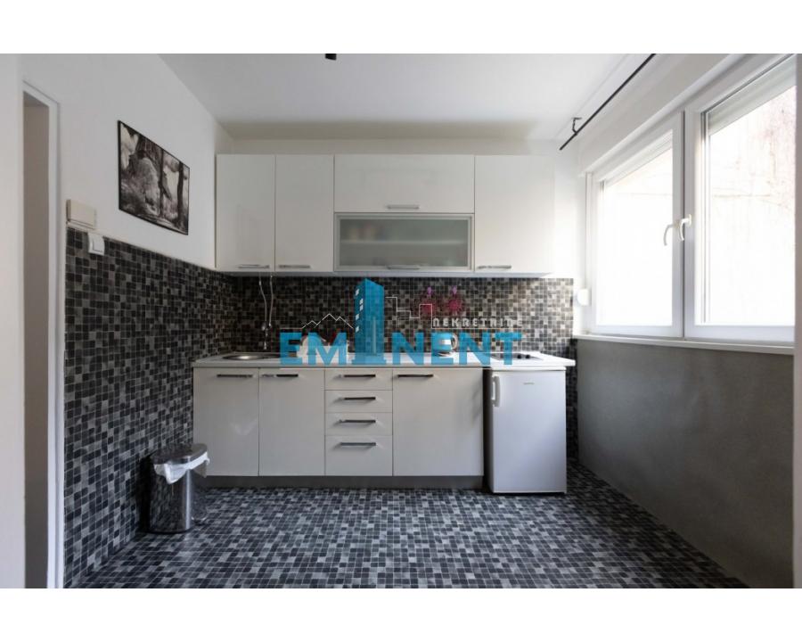 Stan Izdavanje Beograd Dorćol 38 m2