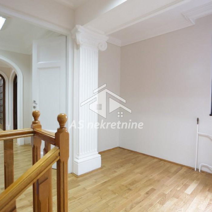 Kuća Izdavanje Beograd Bulevar Oslobođenja 550 m2