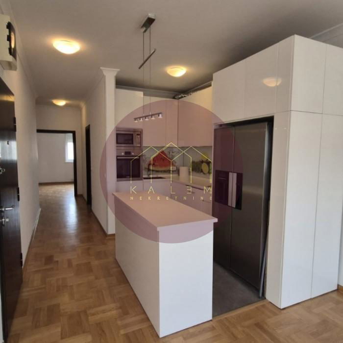 Stan Prodaja Beograd Lekino Brdo 108 m2