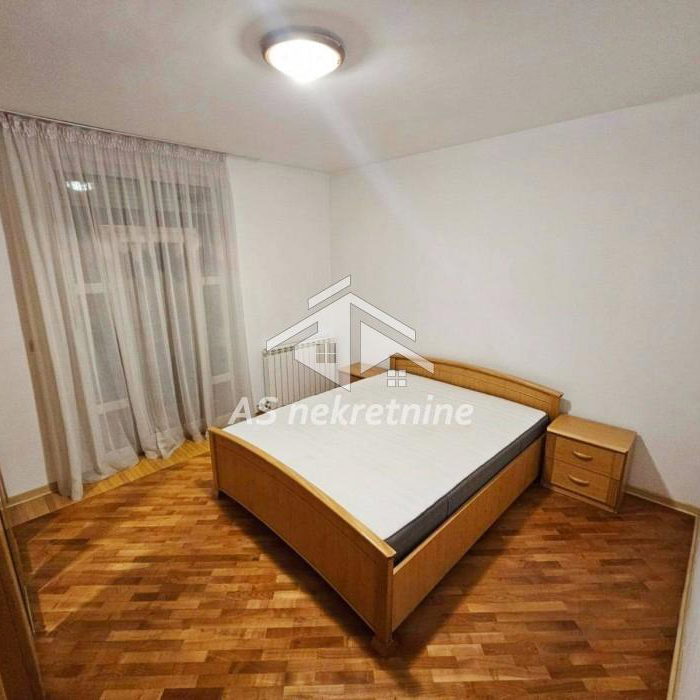 Stan Izdavanje Beograd Čubura 55 m2