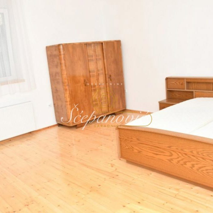 Kuća Prodaja Odžaci  430 m2