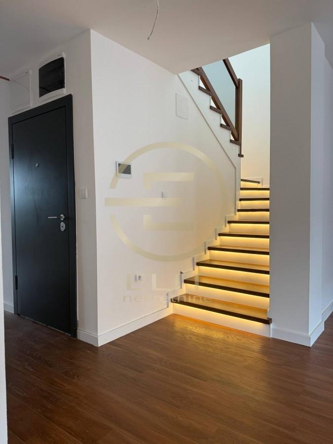 nekretnine-izdavanje-VCzHwJ0Fbm Višesoban stan na prodaju, Bulevar Evrope, Novi Sad, 136m², 367.200 €