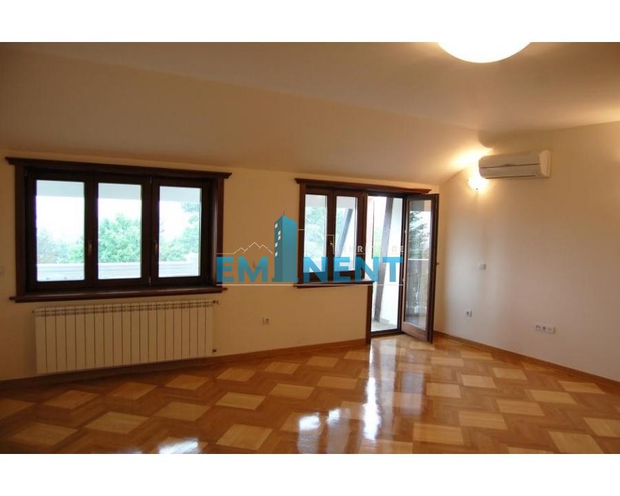 nekretnine-izdavanje-Vynbq79KR9 Višesoban stan za izdavanje, Dedinje, Beograd, 300m², 2.500 €/mes