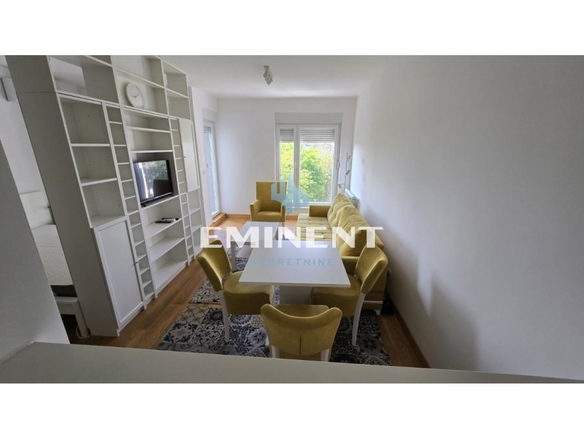Stan Izdavanje Beograd Gornji Grad 40 m2