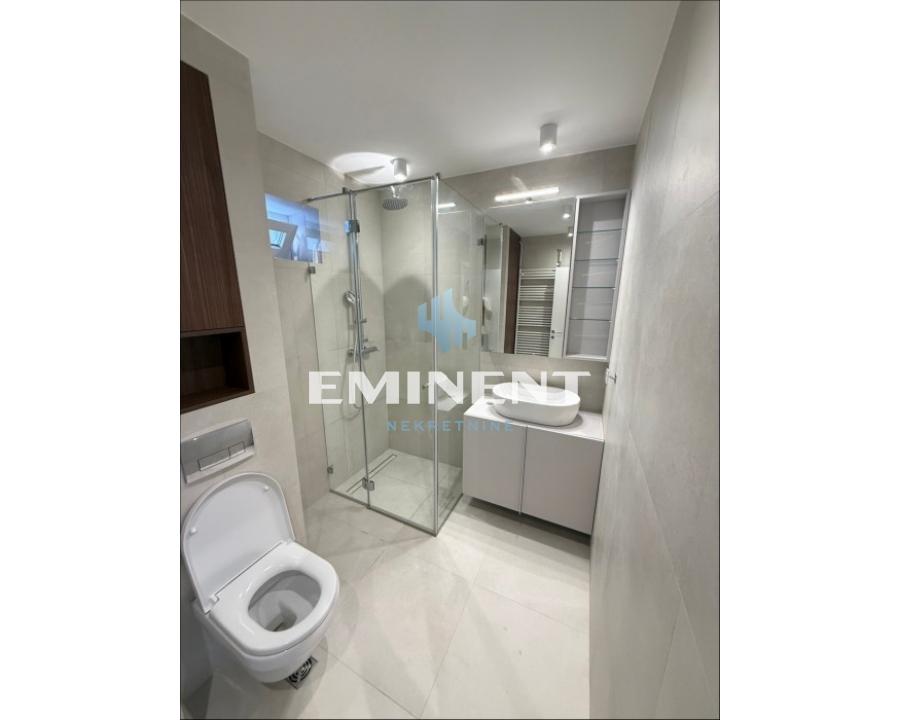 nekretnine-izdavanje-XZgYqOLpB4 Četvorosoban stan za izdavanje, Bežanijska Kosa 2, Beograd, 90m², 2.200 €/mes