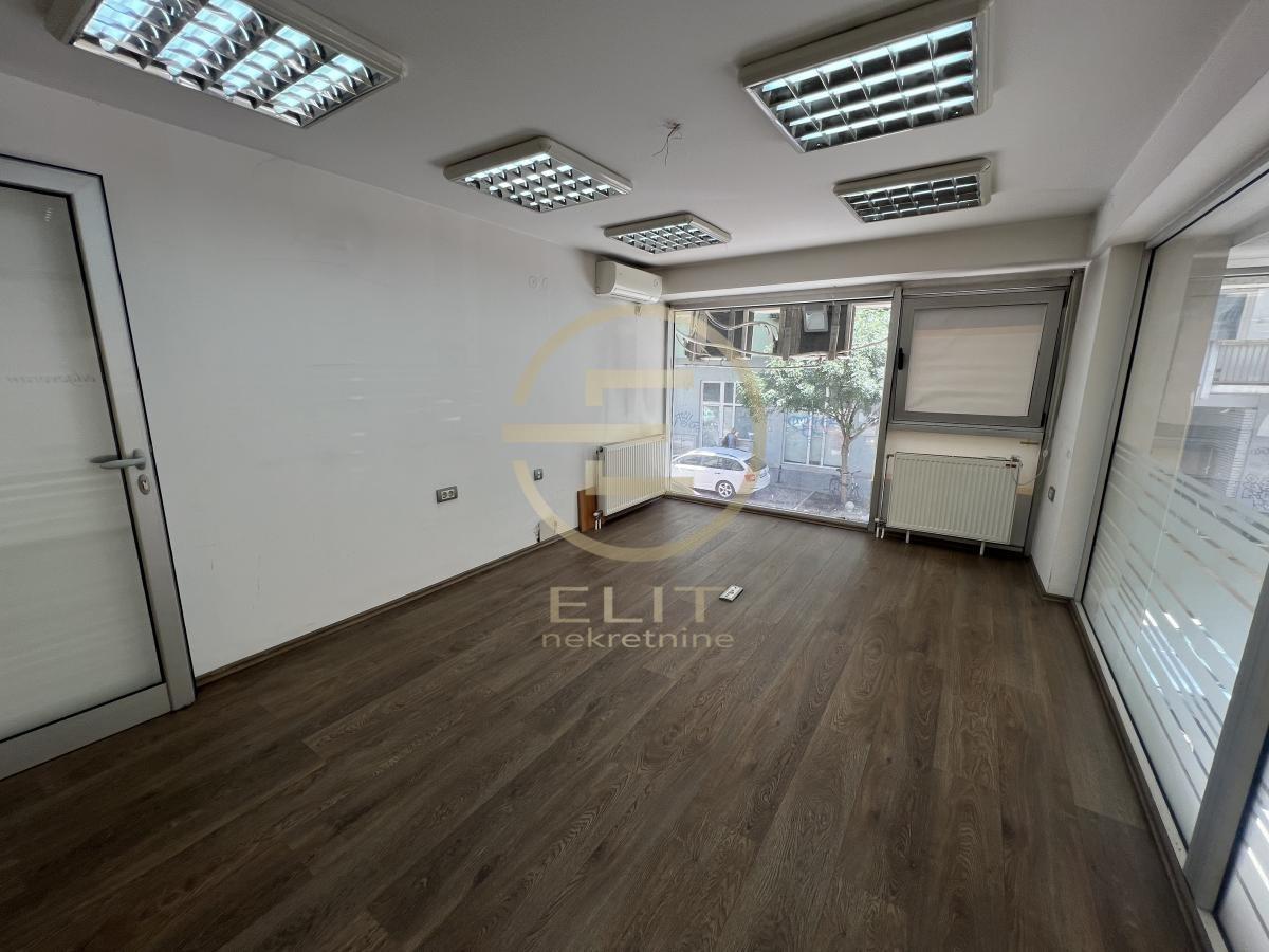 Lokal Izdavanje Novi Sad Lokal Izdavanje Novi Sad 229 m2