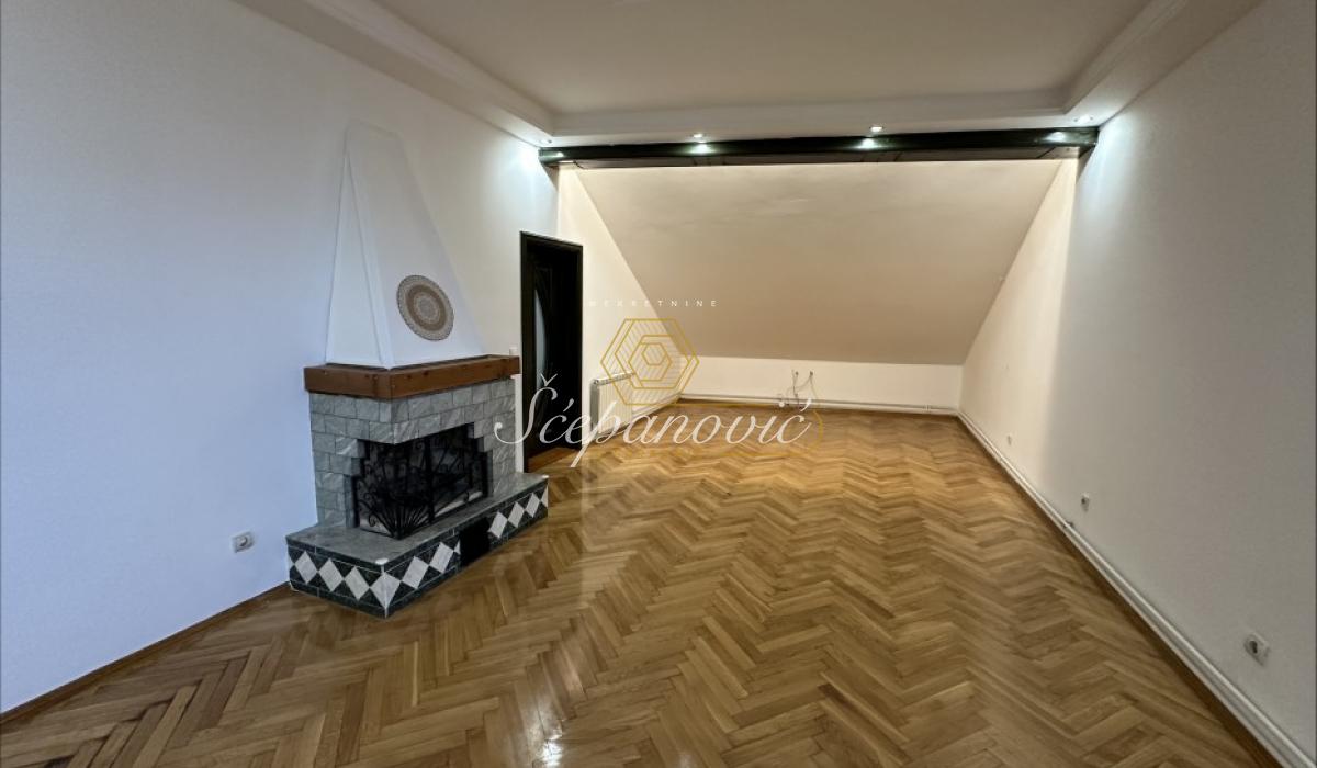 nekretnine-izdavanje-YJG22ILByP Kuća Izdavanje Novi Sad 281 m2