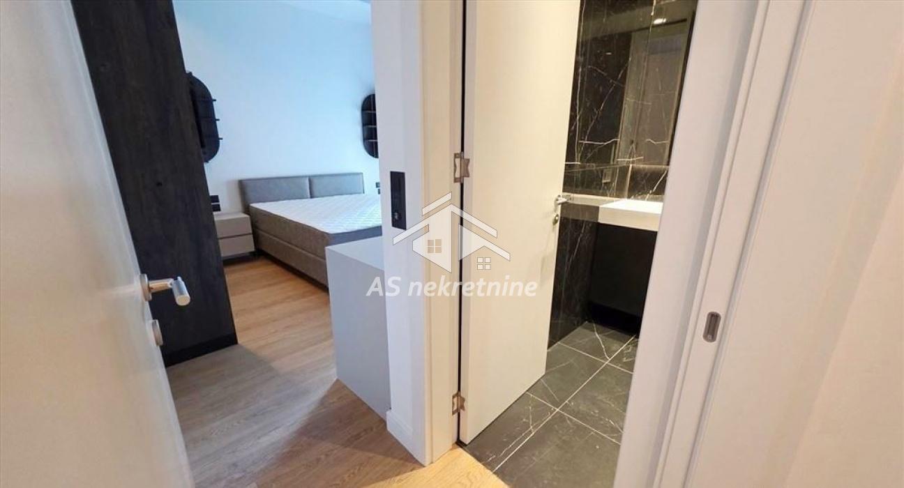 Stan Izdavanje Beograd Centar (Savski Venac) 95 m2