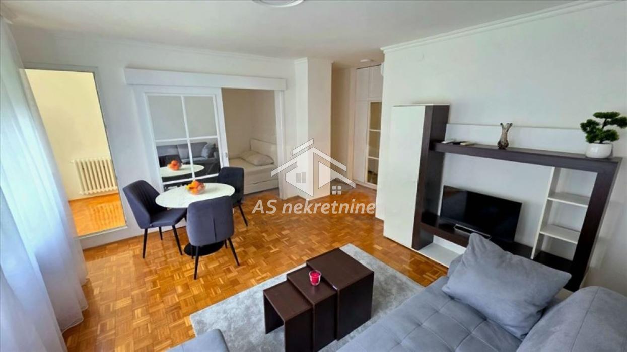 Stan Izdavanje Beograd Stan Izdavanje Beograd Slavija 46 m2