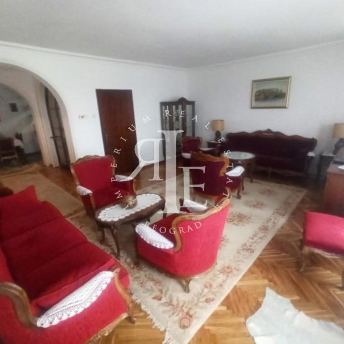 Kuća Prodaja Beograd Mala Moštanica 300 m2