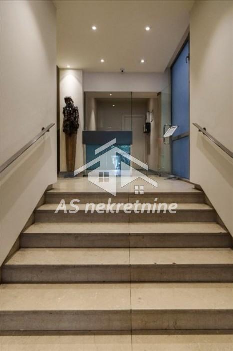 nekretnine-izdavanje-beograd-4OJXGkz26L Lokal za izdavanje, Trg Republike, Beograd, 300m², 3.900 €/mes