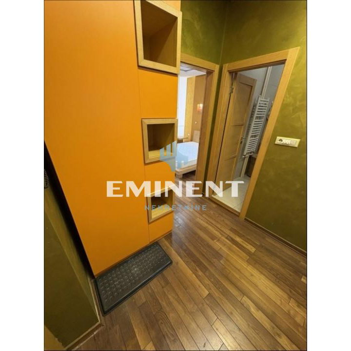 Dvosoban stan za izdavanje, Kalenić Pijaca, Beograd, 64m², 850 €/mes