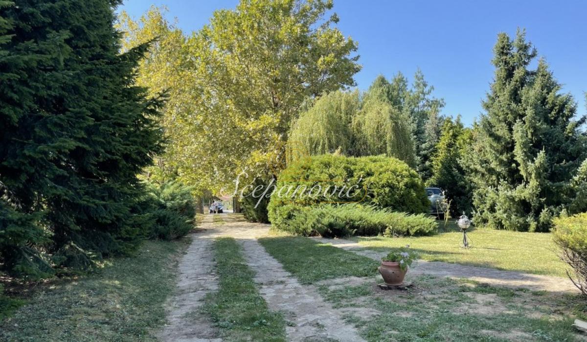 Kuća na prodaju, Sremska Kamenica, Novi Sad, 202m², 873.000 €