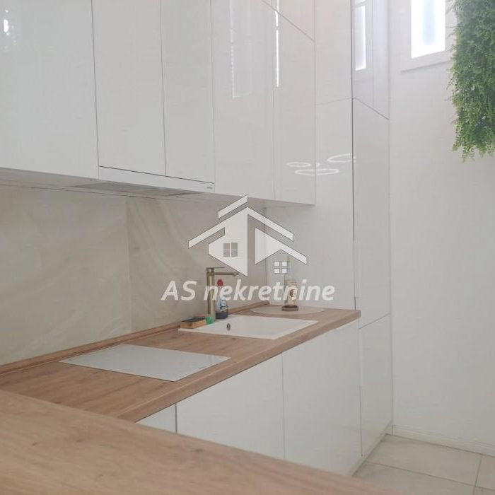 Stan Izdavanje Beograd Dorćol 106 m2