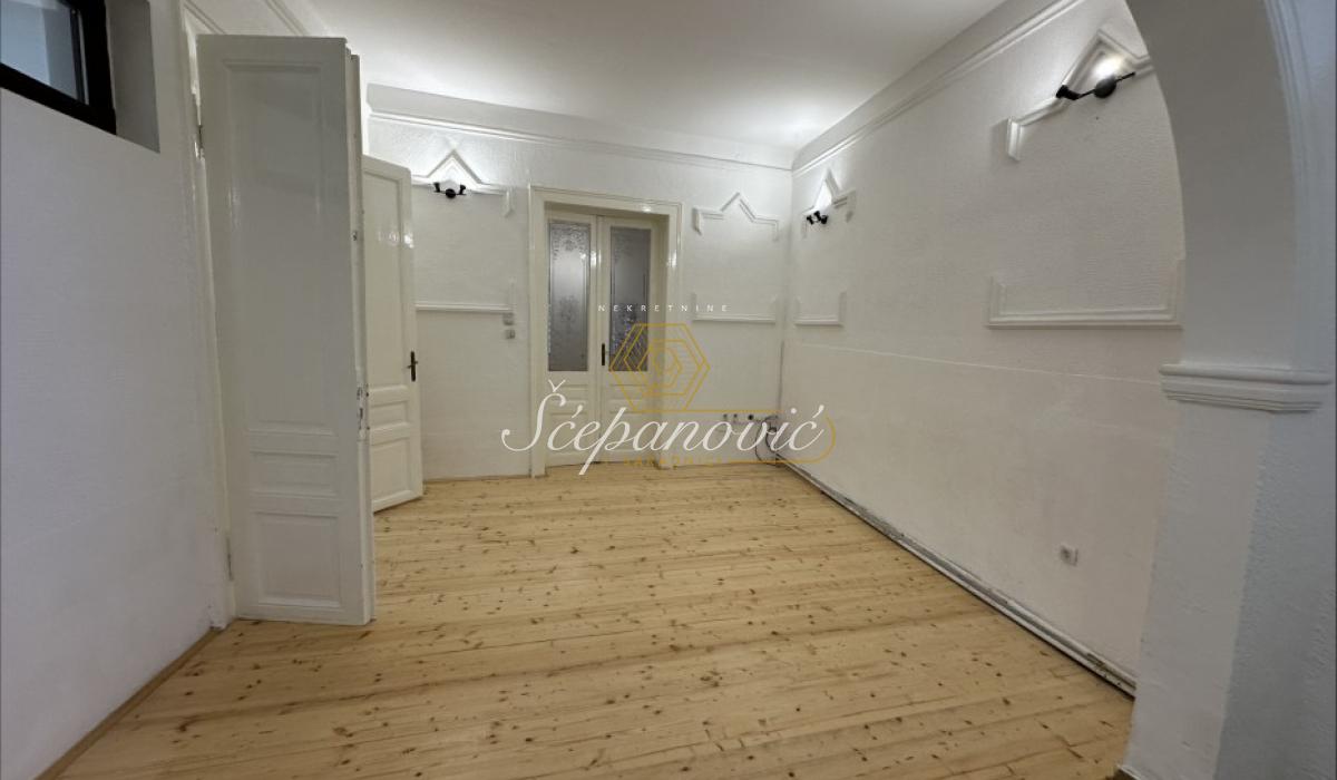 Kuća Izdavanje Novi Sad Kuća Izdavanje Novi Sad 281 m2